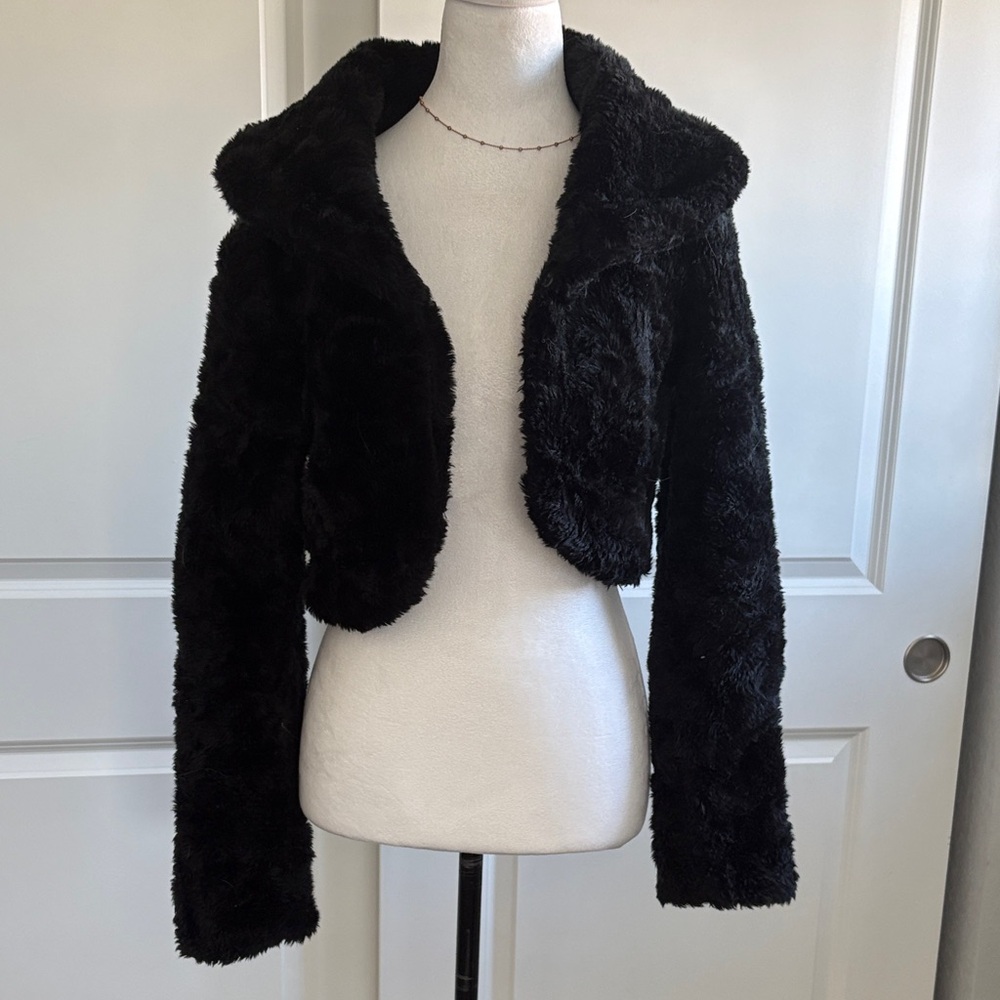Wet Seal Black Faux Fur Cropped Teddy Jacket